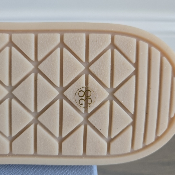 $1,190 Prada Triangle Logo Suede Loafers White EU 38 US 8 BNIB - Picture 13 of 13